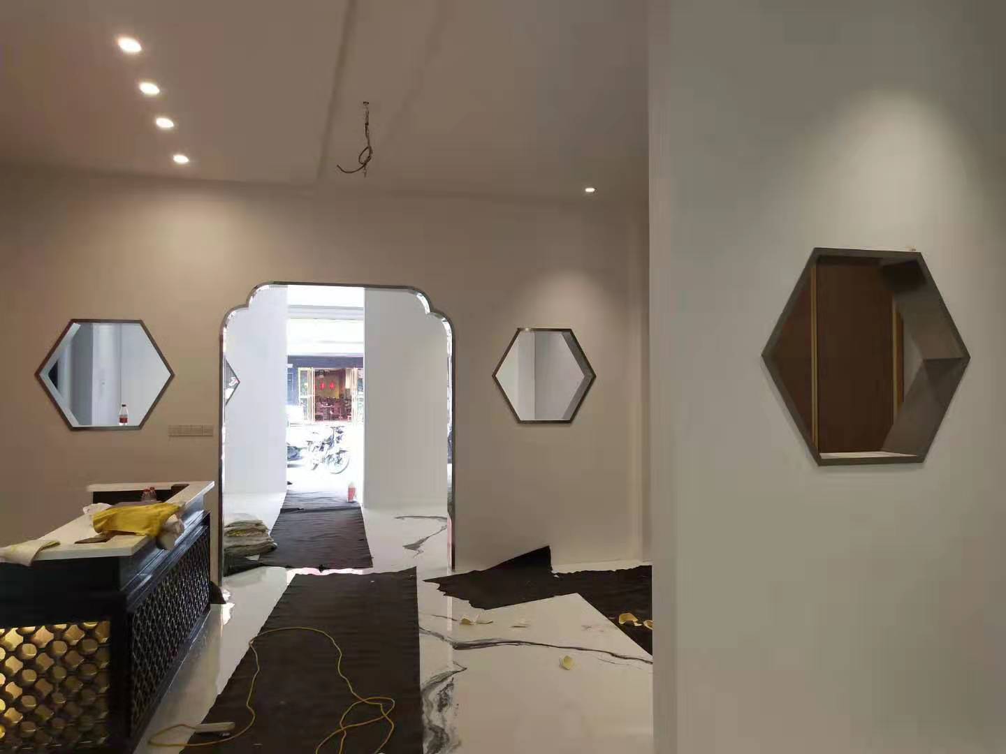 翰林才子:不銹鋼門框包邊 翰林才子:不銹鋼門框包邊