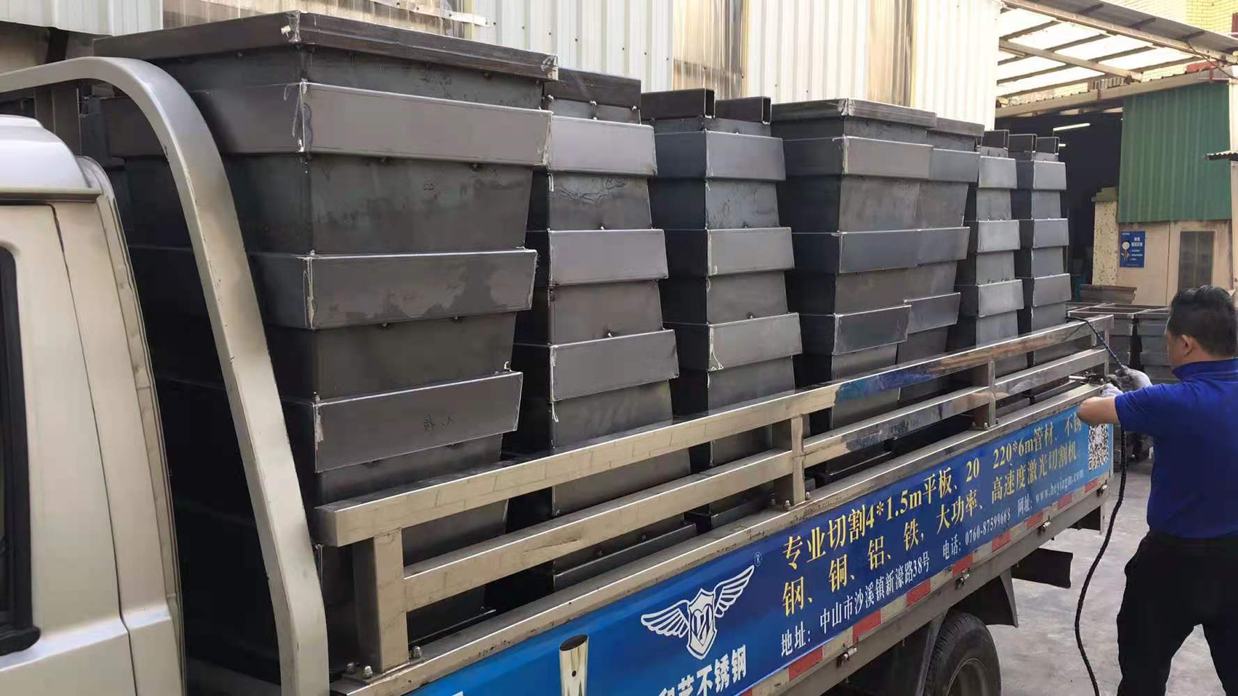 河岸花盆護欄 河岸花盆護欄